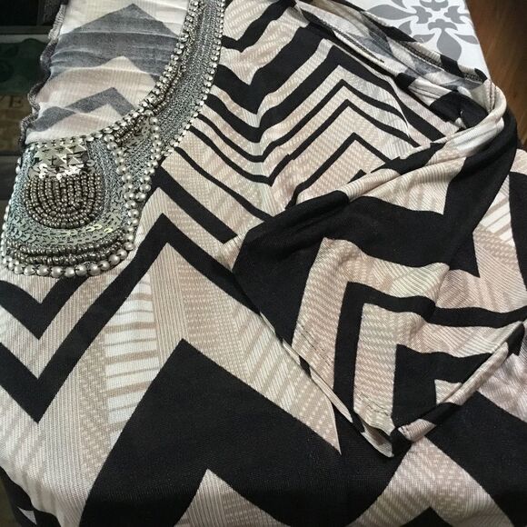 NWOT. Lane Bryant Women’s Size 18/20 Cold Shoulder Blouse - Picture 9 of 11